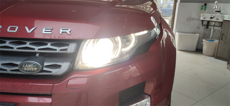 Evoque headlight picture
