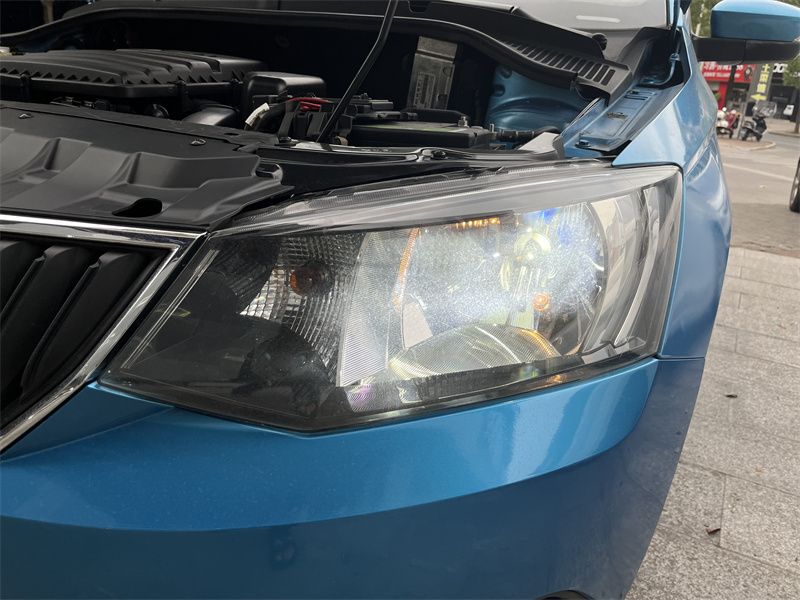 Fabia LED headlight effect